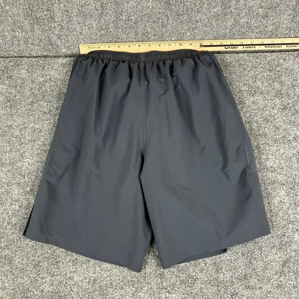 Under Armour Shorts Mens Size M Gray HeatGear Athletic‎ Drawstring Lightweight